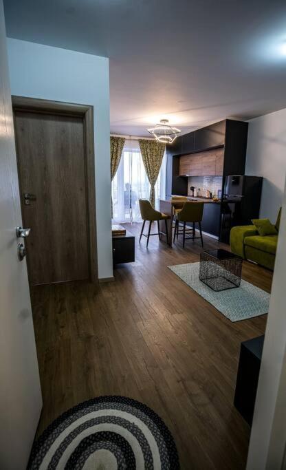 Sunrise Apartment Oradea Exterior photo